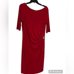 EUC Tahari midi dress. Cherry red w exposed gold zip and front ruching. Stretchy